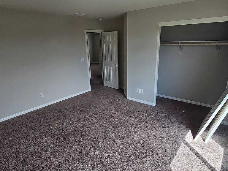 4515 Solitude Falls Ave — Photo 24