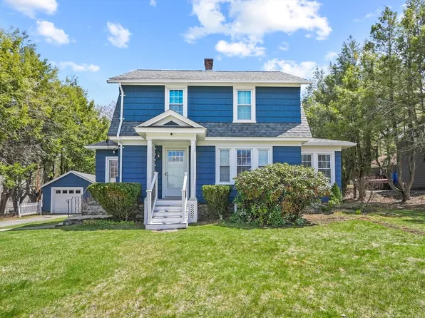14 Holden St, Holden, MA 01520