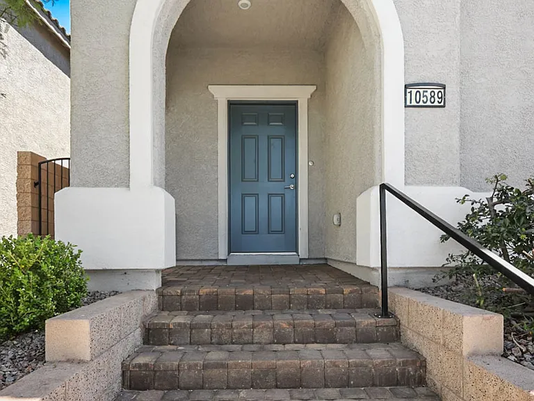 10589 Sariah Skye Ave — Photo 7