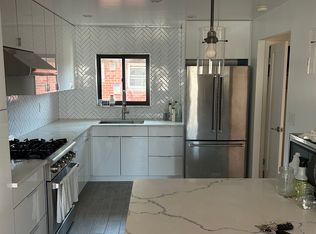 70-58 Walnut St #3, Forest Hills, NY 11375