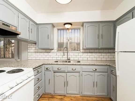 4368 N Brix 6