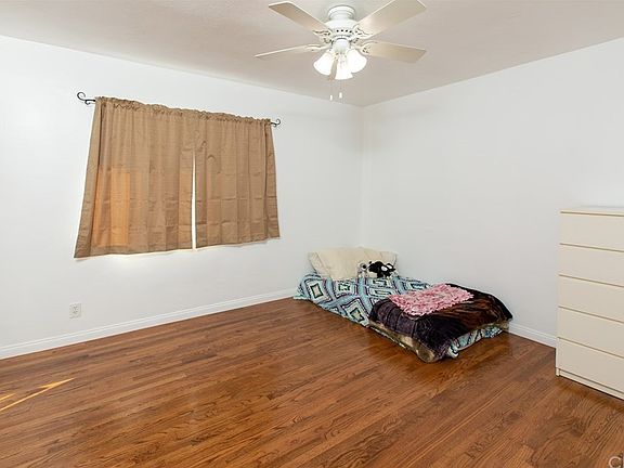 5th image of 15203 Harvest Ave