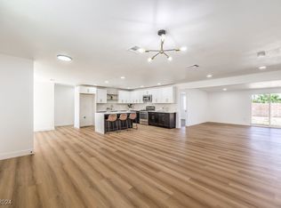 1809 Arville St, Las Vegas, NV 89102