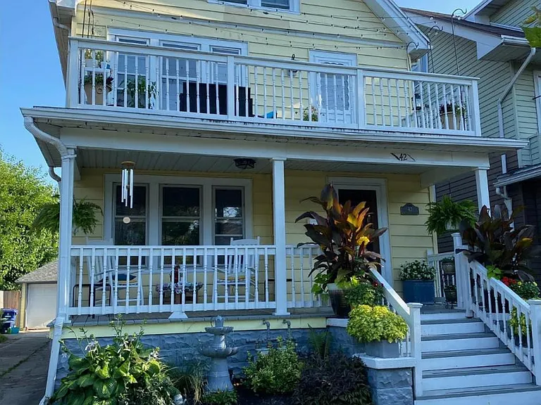 42 Woodette Pl — Photo 1