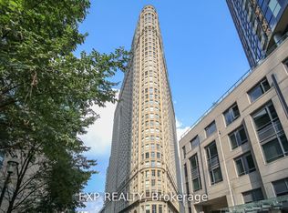 25 The Esplanade #808, Toronto, ON M5E 1W5