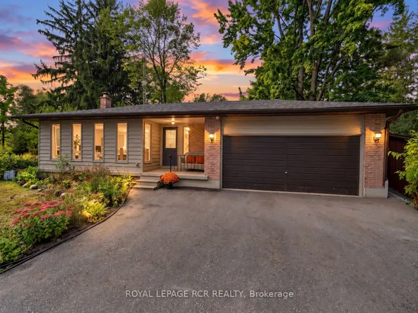 19842 Yonge St, East Gwillimbury, ON L9N 1A9