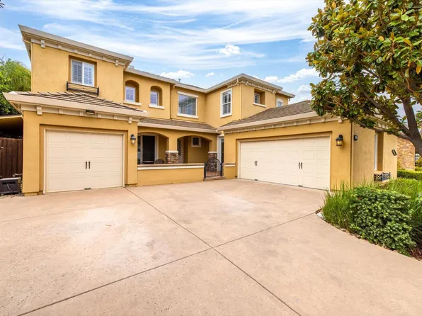 660 Sparrowhawk Drive, Vacaville, CA 95687