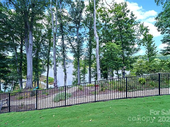 3rd image of 5870 Wood Duck Way