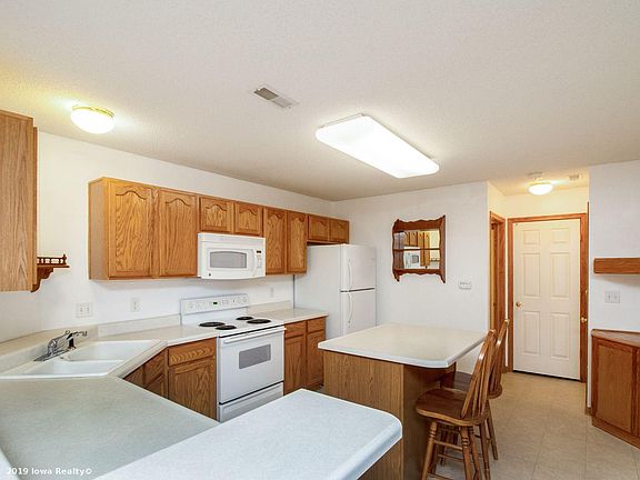 5th image of 5488 Longview Ct Unit 1