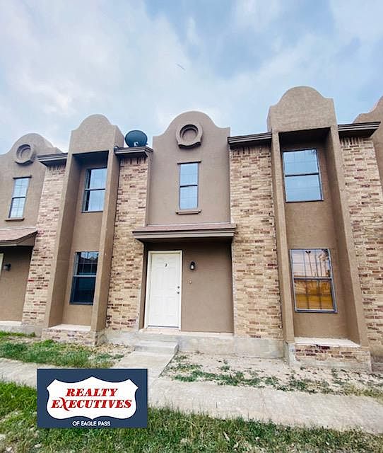1st image of 2903 Patzcuaro Dr APT 3