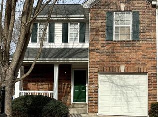 6827 Eagles Landing Ct, Pacific, MO 63069