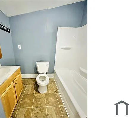 1713 W 11th St — Photo 9