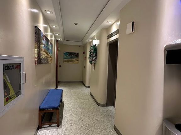 4th image of 225 Queen St APT 19C