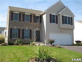 2nd image of 18 Grist Mill Ln