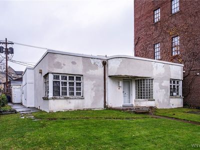 13 Park St, Buffalo, NY, 14201