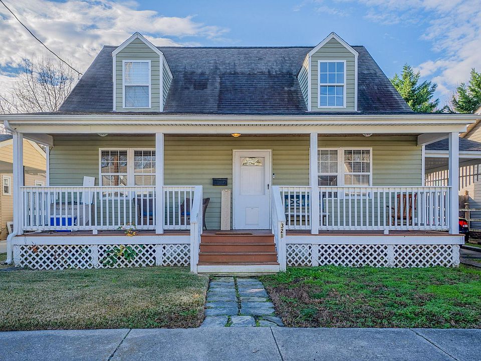 1st image of 321 E Lorengo Ave