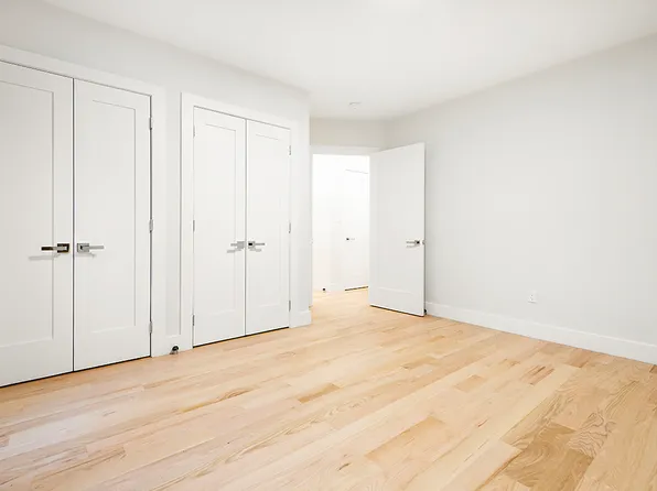 325 East 80th Street image 8 of 14