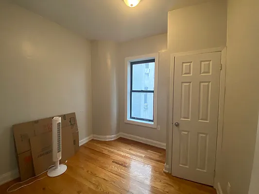 Rented by Compass | media 13