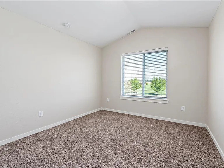 The Summit Apartments — Photo 120