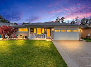 32867 Surow Dr, Warren, MI 48093