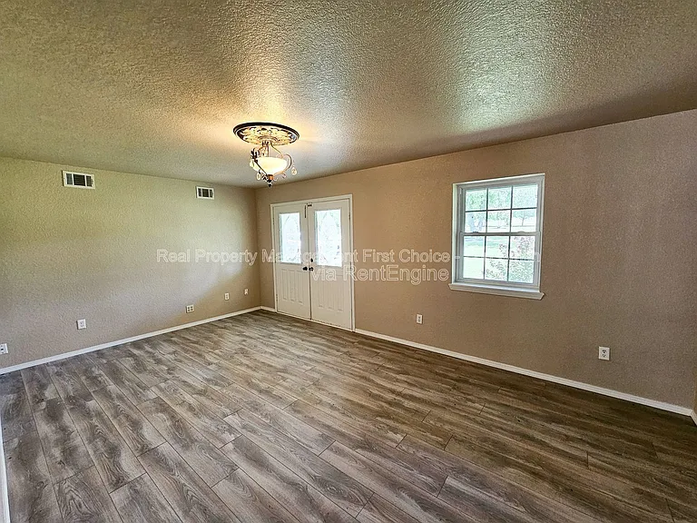 1300 Armistead Rd — Photo 9