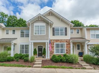 909 Copperstone Ln, Fort Mill, SC 29708