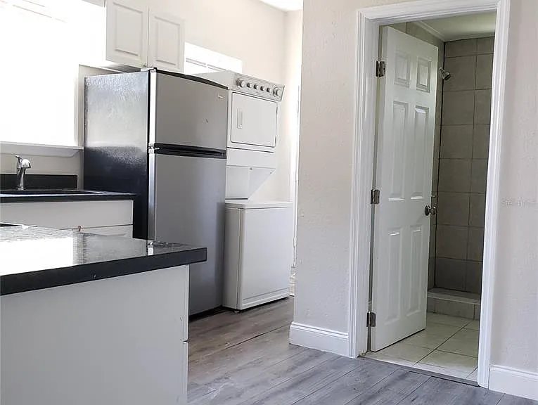 2403 Durham St #1 — Photo 16