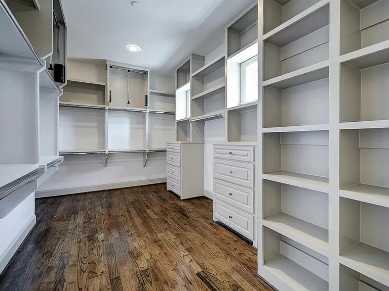 5104 Jackson St — Photo 17