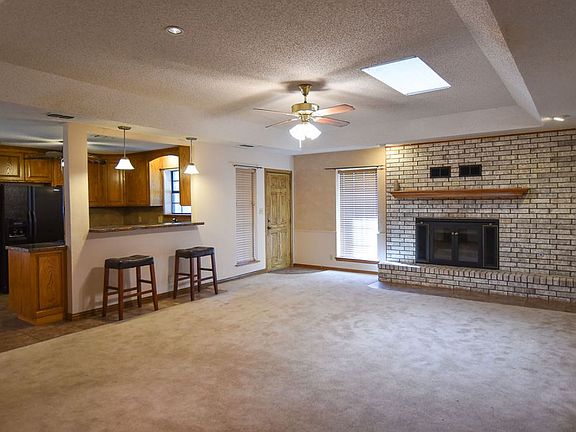 Spacious Living Area