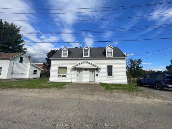 387 Moffat St, Pembroke, ON K8A 3X8