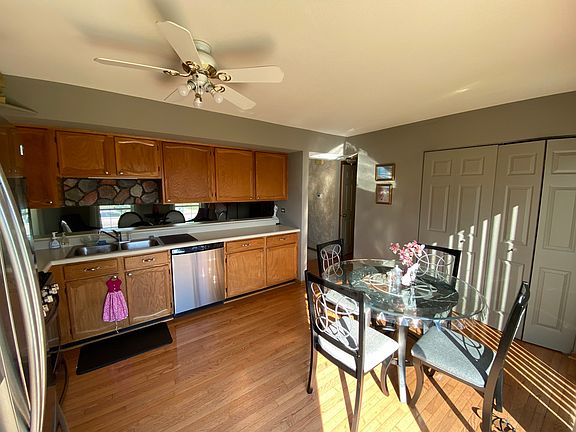 5th image of 676 Glen Ivy Dr