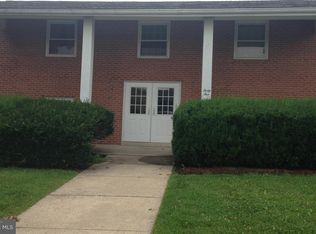 45 Eisenhower Dr #B1, Chambersburg, PA 17201