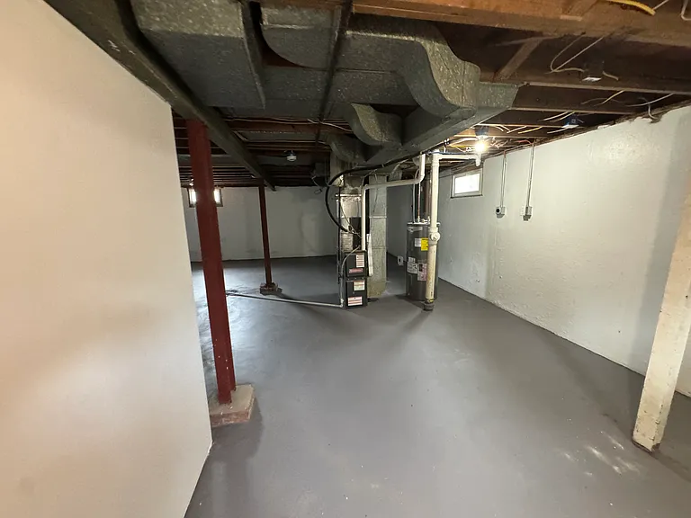 8536 Gilmore Ave — Photo 13