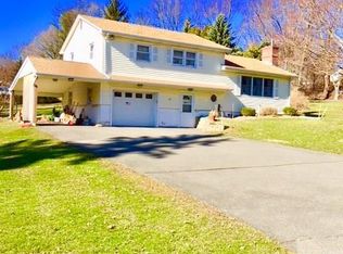 20 Old Farm Rd, New Fairfield, CT 06812