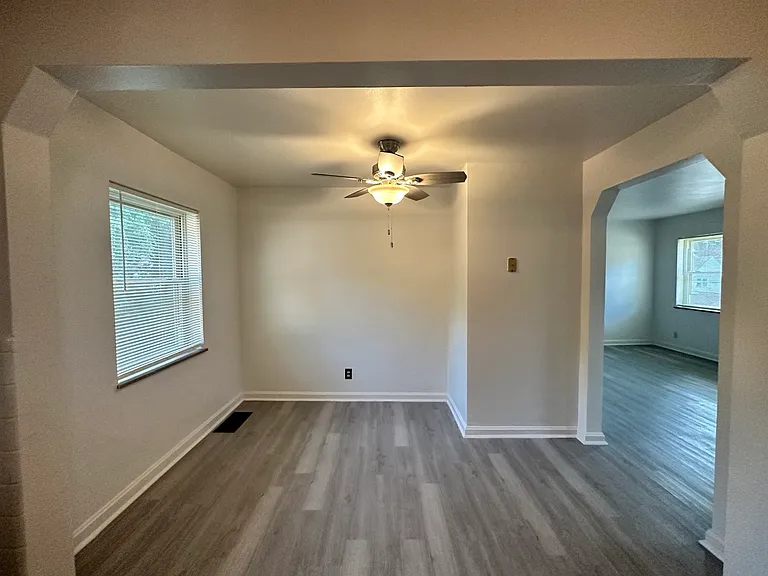 2631 Bremont Ave #2 — Photo 8