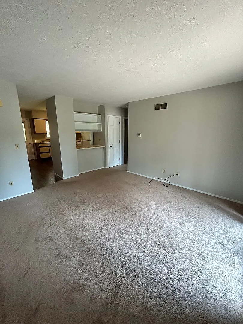 Two bedroom apartment — Photo 4