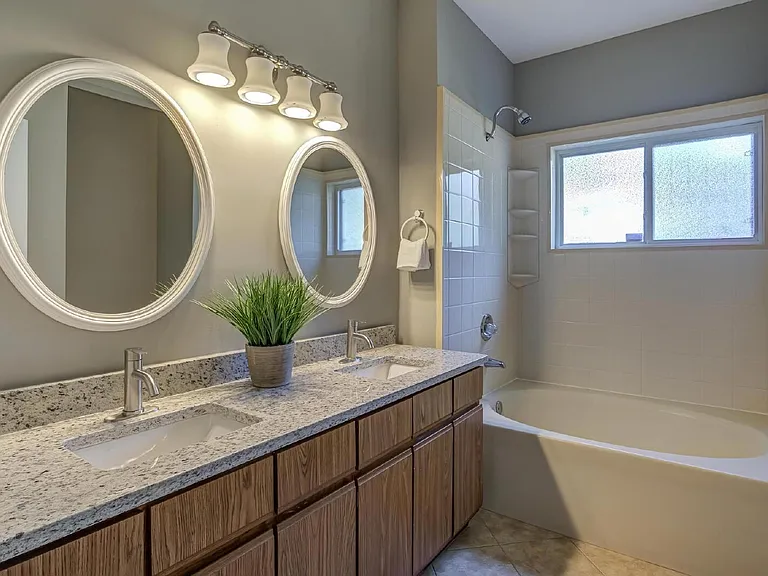 6020 Winterpointe Ln #102 — Photo 33