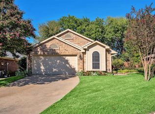2201 Lacewood Dr, Garland, TX 75044