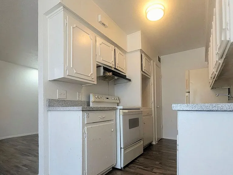 4609 Monarch St — Photo 35