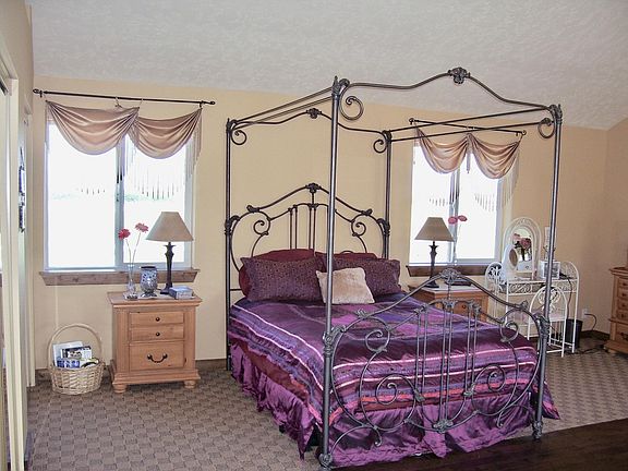 Huge Master Bedroom