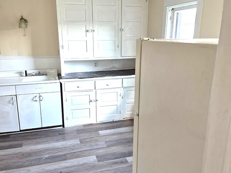 1709 Walnut St #6 — Photo 6