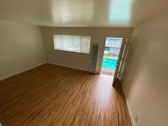 3rd image of 4129 El Camino Way APT J
