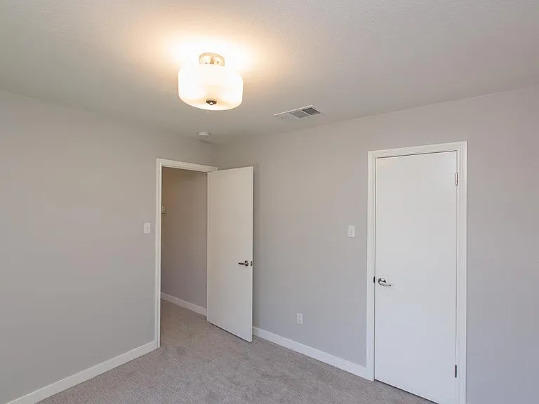 917 Minturn Ln — Photo 24