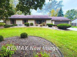 221 Sycamore Rd, Auburn, MI 48611