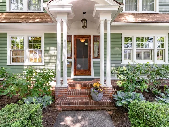 83 Maynard Rd, Northampton, MA 01060