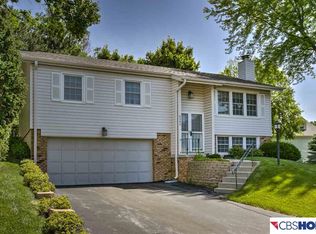 2305 S 118th Ct, Omaha, NE 68144