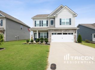 3726 Pelham Wood Dr, Murfreesboro, TN 37128