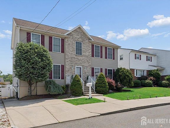 2nd image of 130 Clauss St