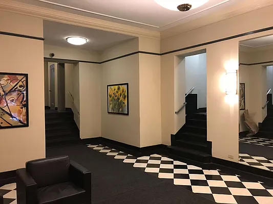 Rented by Anchor Associates | media 31