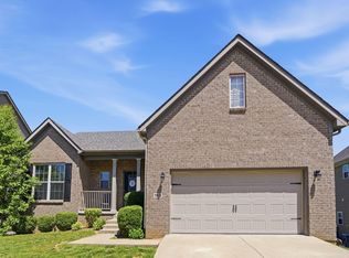 153 Shinnecock Hill Dr, Georgetown, KY 40324